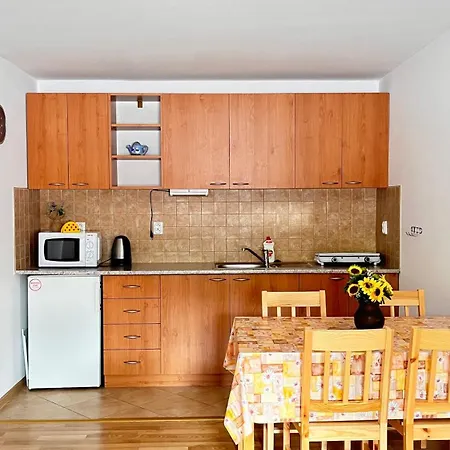 アパート Kurcin *